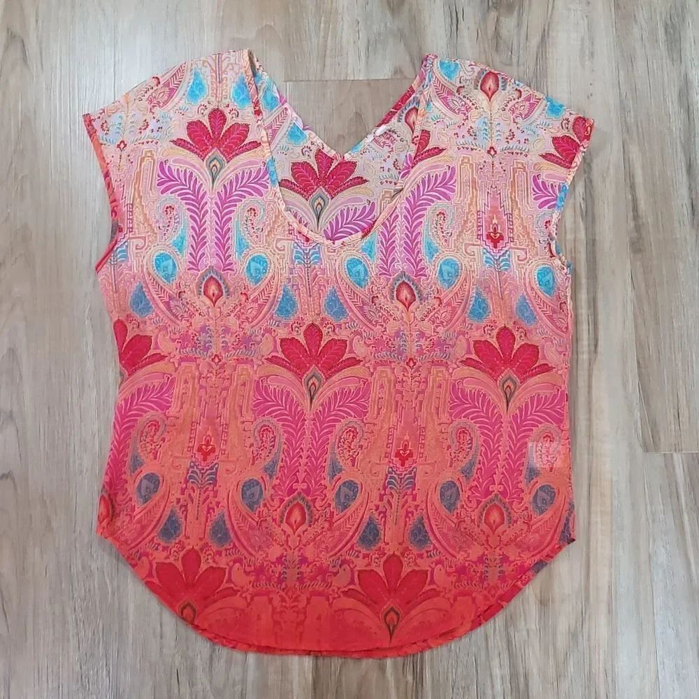 🔺️Society Girl Multicolored Semi Sheer Lightweight Sleeveless Top Small